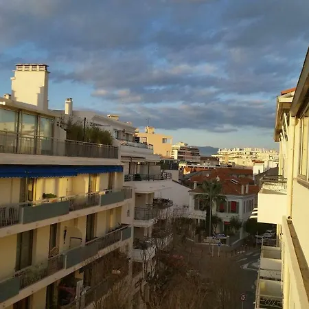 Daire Le De Gaulle Antibes