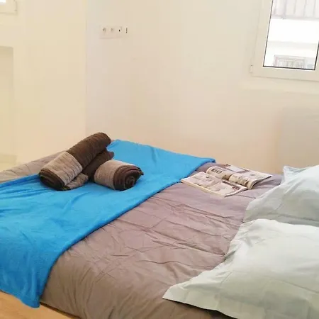 Le De Gaulle Apartment